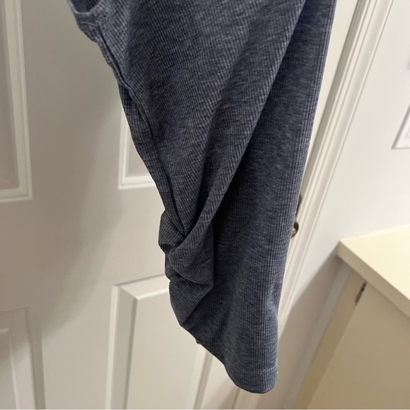 NWOT! NIKE Dri-Fit top - Picture 3 of 4